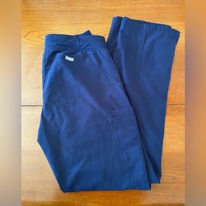 Figs Kade scrub pants. Small tall